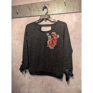 Gypsies & Moondust open back sweatshirt small